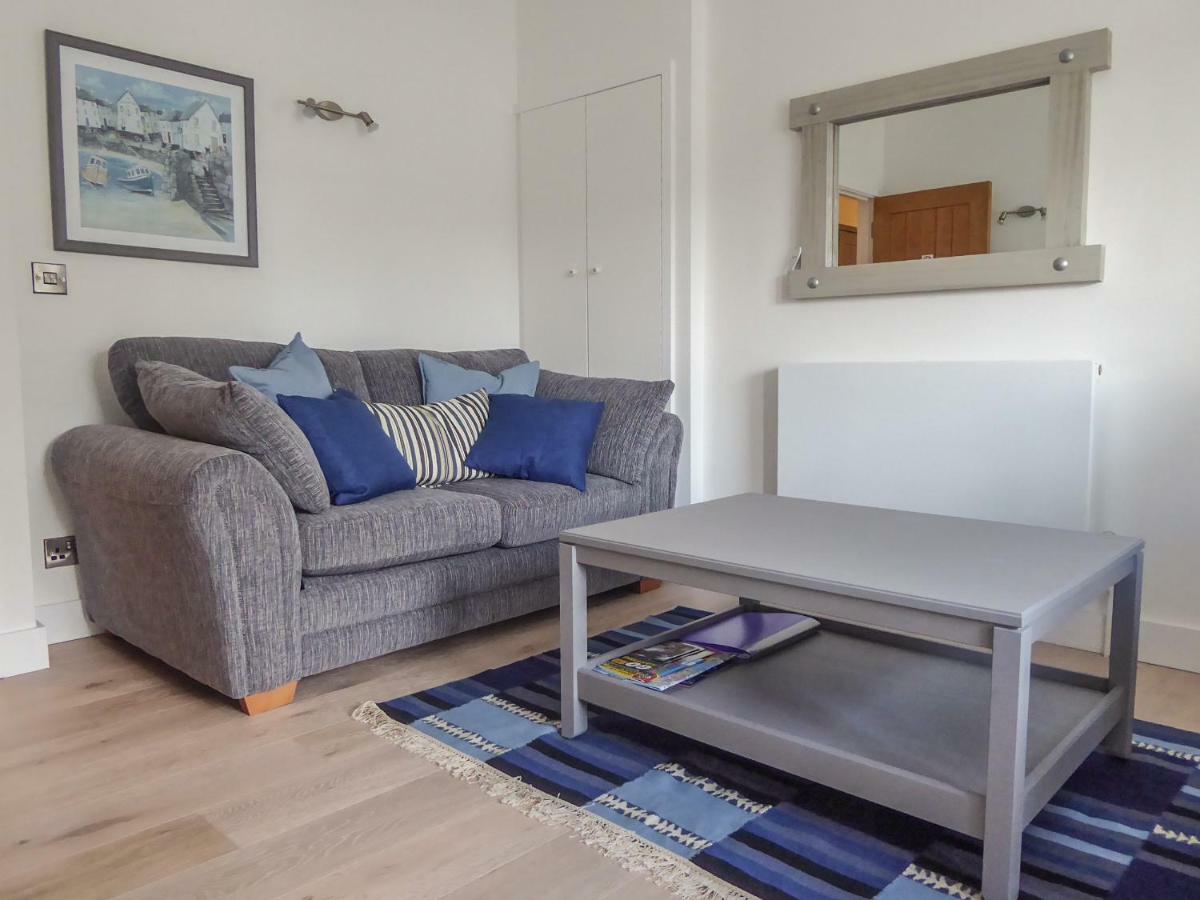 Harbour View Apartment Looe Bagian luar foto