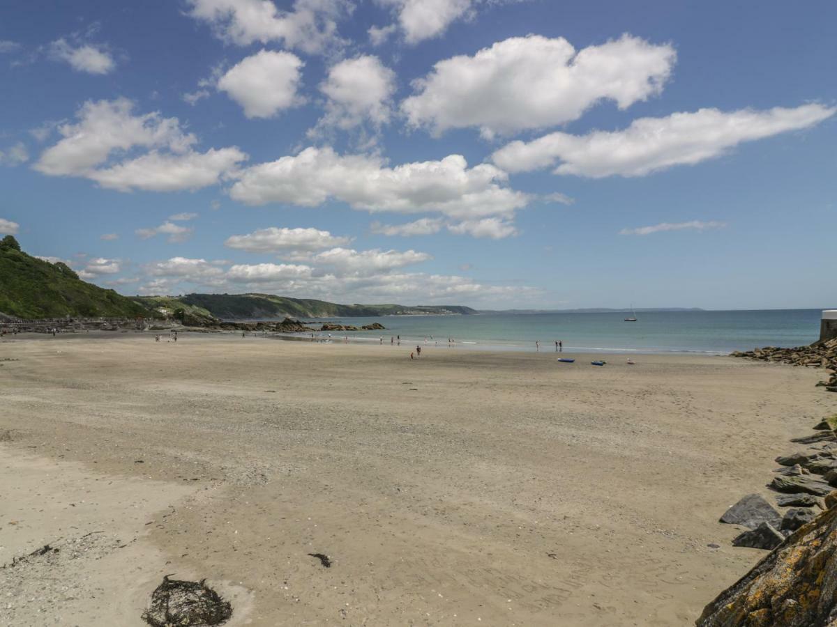 Harbour View Apartment Looe Bagian luar foto
